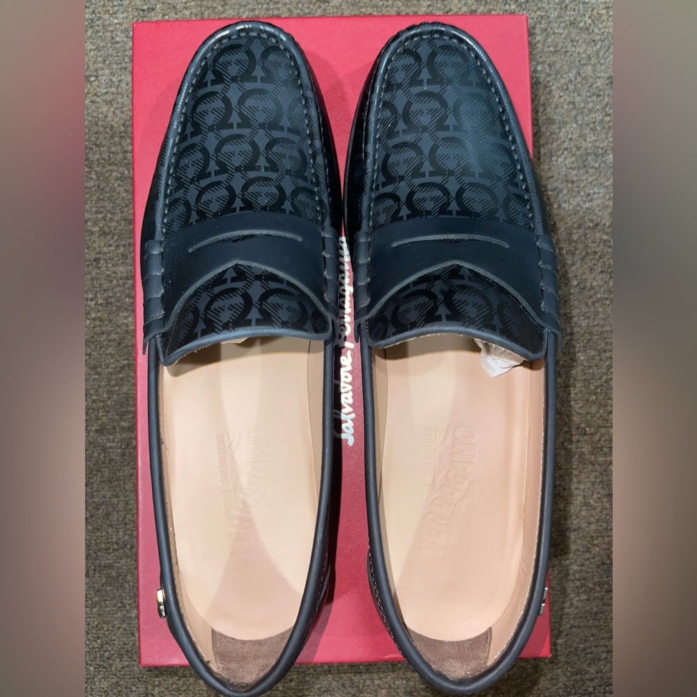 Salvatore Ferragamo Mens Loafer Size 10 E